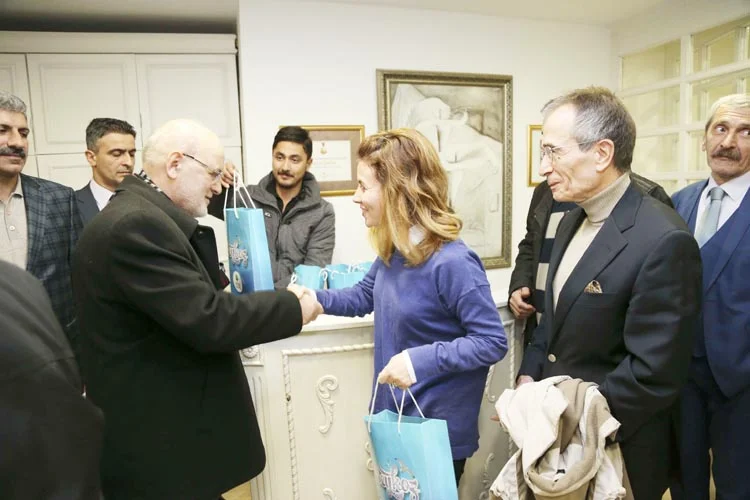 Toplumun değişik kesimleriyle zaman zaman istişare toplantıları yapan Beykoz Belediye