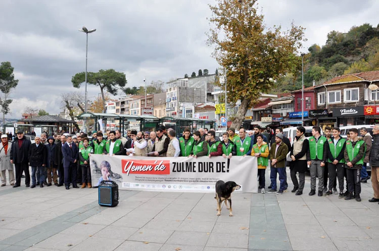 İHH Beykoz Şubesi öncülüğünde kurulan Kardeşlik Platformu, Yemen'de yaşanan olaylar