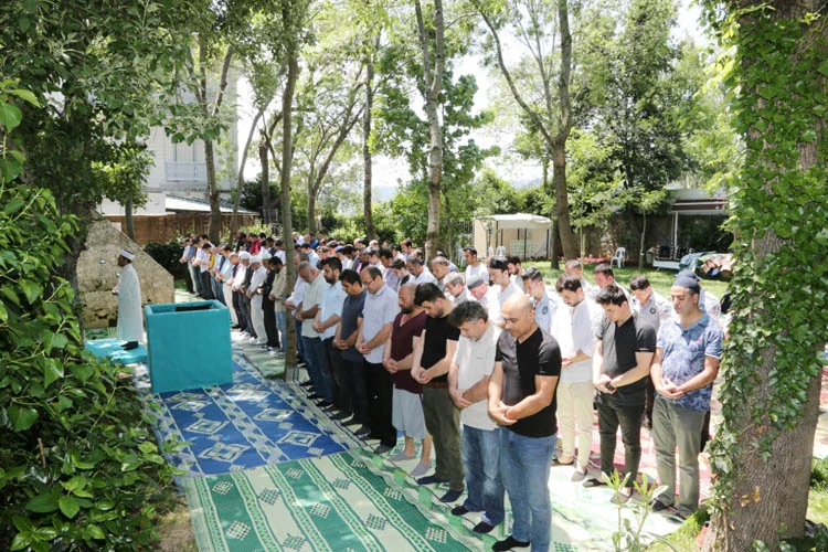 Türklerin ilk yerleşim yerlerinden biri olan Beykoz Anadoluhisarı’ndaki Tarihi Toplarönü