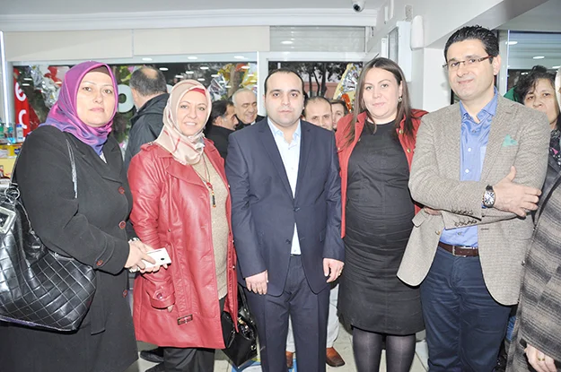 Yaklaşık bir yıl önce Paşabahçe Pazar sokağında açılan Vitamin Eczanesi