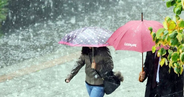 Meteoroloji Genel Müdürlüğü’nden yapılan açıklamaya göre İstanbul’da hafta sonu şiddetli