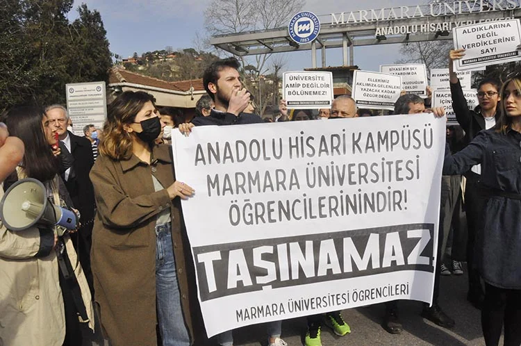 Cumhurbaşkanlığı kararıyla Marmara Üniversitesi Anadoluhisarı yerleşkesinin Boğaziçi Üniversitesi’nde devredilmesine Beykoz’da
