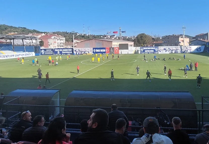 TFF 2. Lig Beyaz grupta mücadelesini sürdüren Beykoz Anadolu A.Ş,