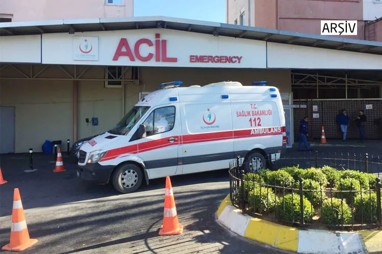 Beykoz'un Soğuksu Mahallesi'nde plakası belirlenemeyen bir araç uçuruma yuvarlandı.