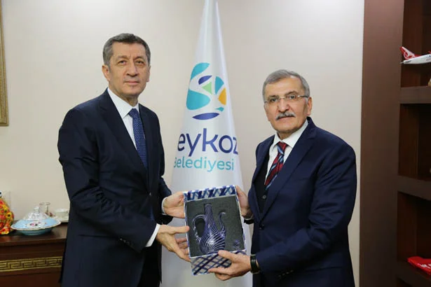 Beykoz, Sanayi ve Eğitim bakanlarını ağırladı 2 beykozbakanlariagirladi3 r y ndUNkH