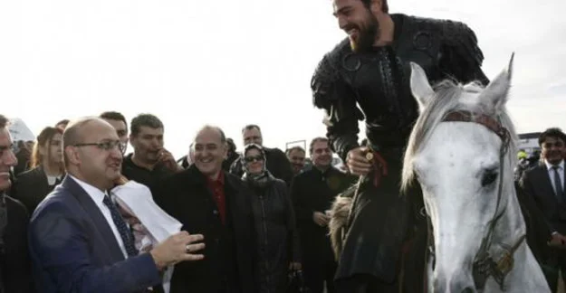 Başbakan Yardımcısı Yalçın Akdoğan, Diriliş Ertuğrul dizisinin Beykoz Riva'daki setini