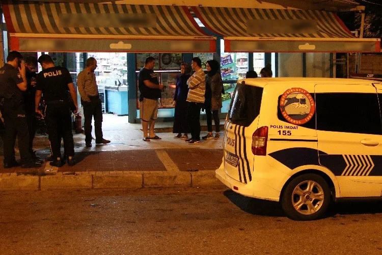 Beykoz Çubuklu Mahallesi Kireç Ocağı Caddesi’nde bulunan A101 Market’e giren