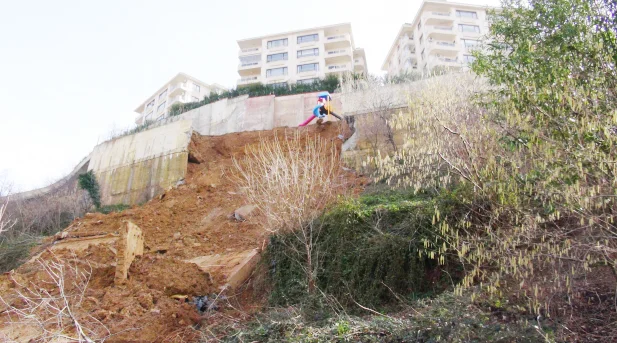 Beykoz’da lüks bir siteye ait çocuk parkının da içinde bulunduğu