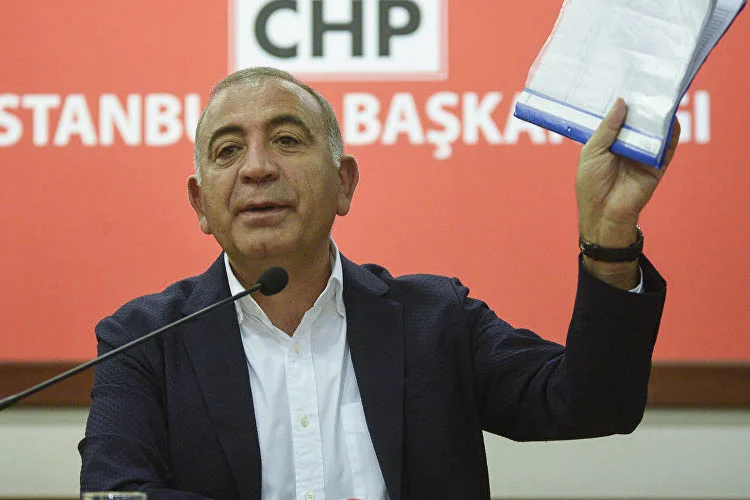 CHP'nin önde gelen isimlerinden Gürsel Tekin, partisinin Beykoz'da AK Parti