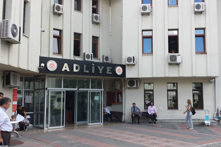 Beykoz Nurullah Baldöktü Aile Sağlık Merkezi'nde gelerek sağlık personeli ile