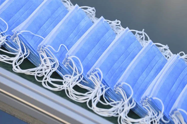 Cumhurbaşkanı Recep Tayyip Erdoğan’ın maskelerin eczanelerden ücretsiz dağıtılacağını açıklamasının ardından