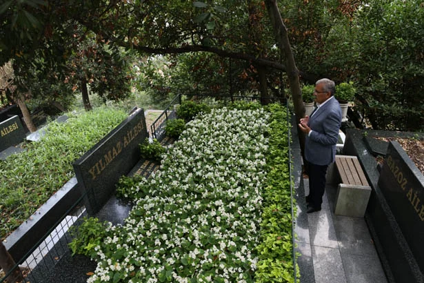 Beykoz'da sabah kılınan namaz ile idrak edilmeye başlayan Kurban Bayramı'nda