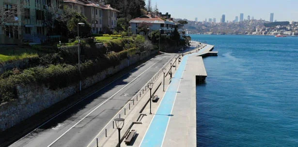 Yeni tip koronavirüs tedbirleri kapsamında uygulanan sokağa çıkma kısıtlamasıyla Beykoz