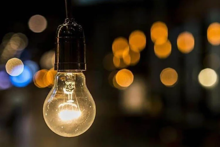 AYEDAŞ'tan yapılan duyuruya göre şebeke iyileştirme çalışmaları kapsamında 17 Kasım