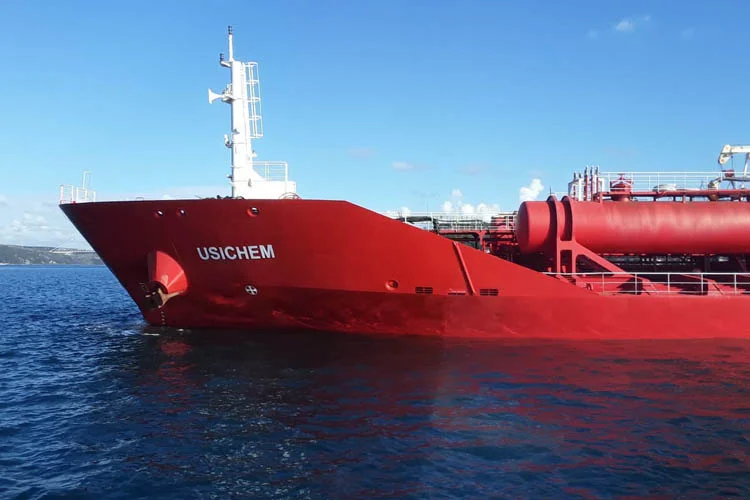 Beykoz Anadolu Kavağı açıklarında Malta bandıralı ayçiçek yağı yüklü tankerin