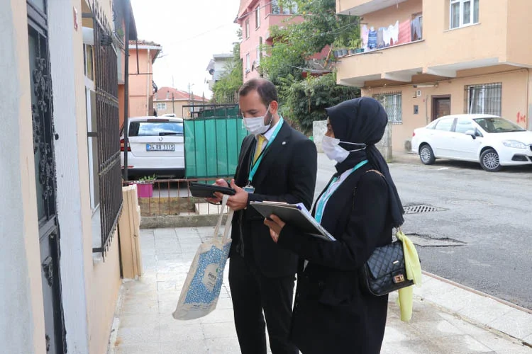 Beykoz Belediyesi tarafından kurulan istişare ekibi, vatandaşların ayağına giderek istek