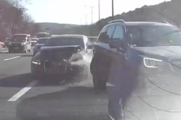 Beykoz Kavacık'ta dün meydana gelen trafik kazası, başka bir aracın