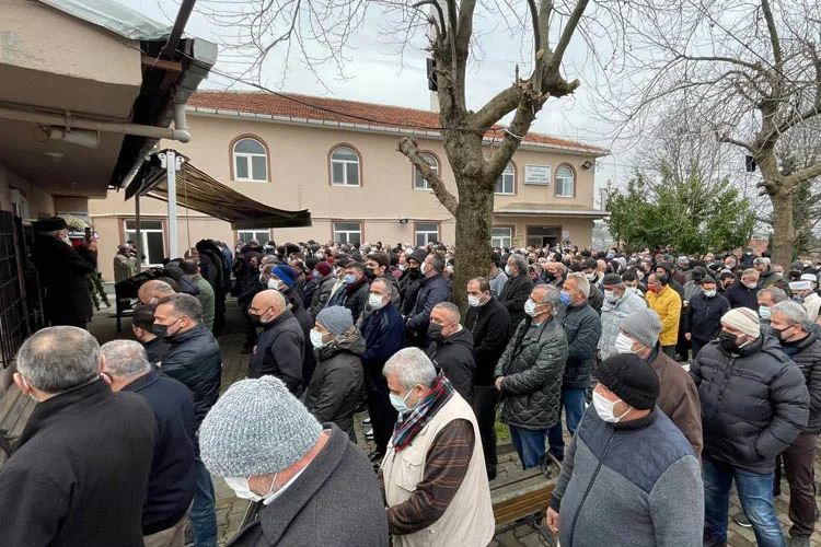 Beykoz'da muhtar annesini koronavirüsten kaybetti 1 beykozkovddb3 95vXSBKKUI