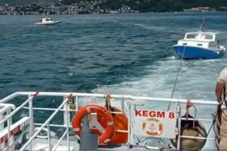 Beykoz Anadolu Kavağı açıklarında içerisinde 4 kişinin bulunduğu tekne yapılan