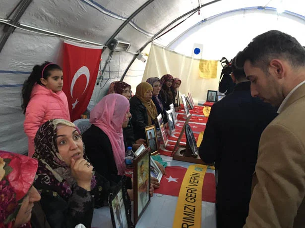 Beykozlular, Diyarbakır Annelerinin yanında 1 beykozlular diyarbakir annelerininyanind sMPcSCRJO8