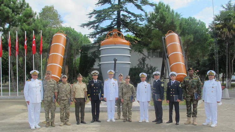Azeri ve Somalili askerler Beykoz'da mezun oldu 1