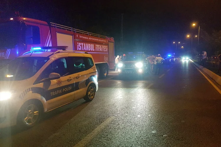 39 ilçe itfaiyesi Beykoz’da yangına müdahale etti 1 beykoznu c6OBT0TVr7