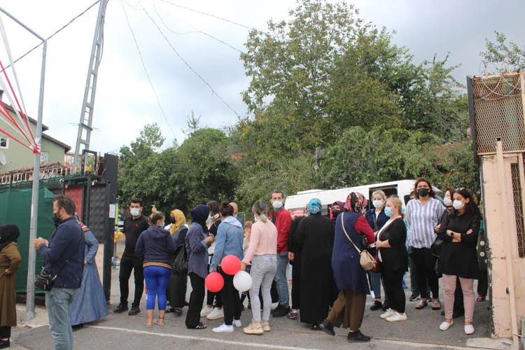 Beykoz’da koronavirüs gölgesinde ilk ders zili çaldı 1 beykozokuldb3 2feVAJYn3q