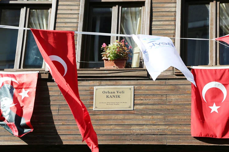 Beykozlu Şair Orhan Veli Kanık, düzenlenen anma programıyla Yalıköy Mahallesi'ndeki