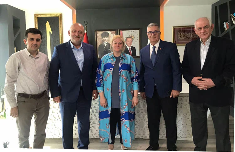 Sahipsiz ve bakıma muhtaç sokak hayvanlarına dikkati çekmek için 4