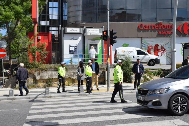 Beykoz'da yaya önceliği denetimi yapıldı 1 beykozpldb2 ASNP XL9Vu