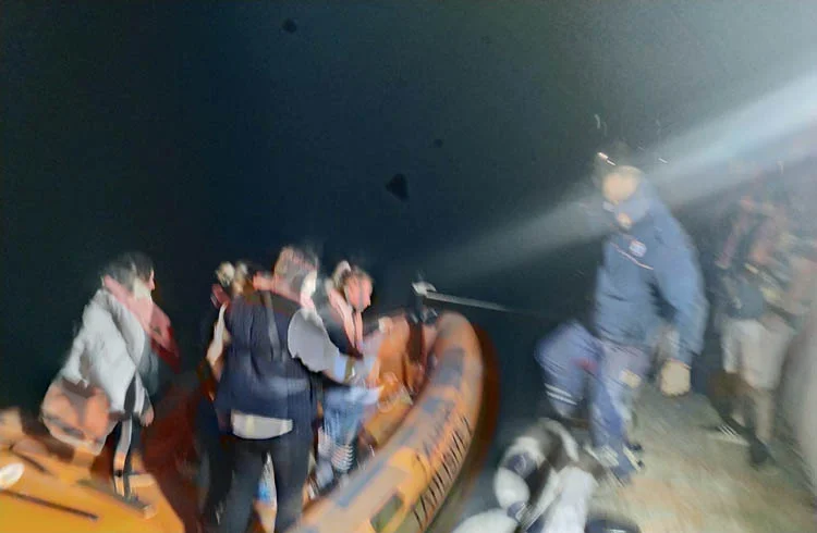 Beykoz'da dün gece sabaha kadar devam eden sağanakta metrekareye 25