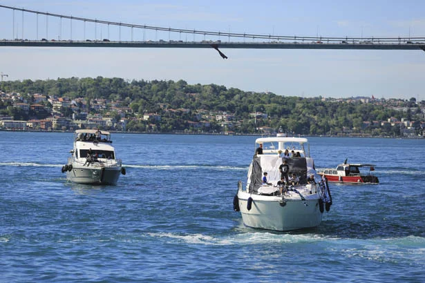 Süper Lig şampiyonu Beşiktaş, kupa töreni öncesinde ilk kutlamasını Beykoz