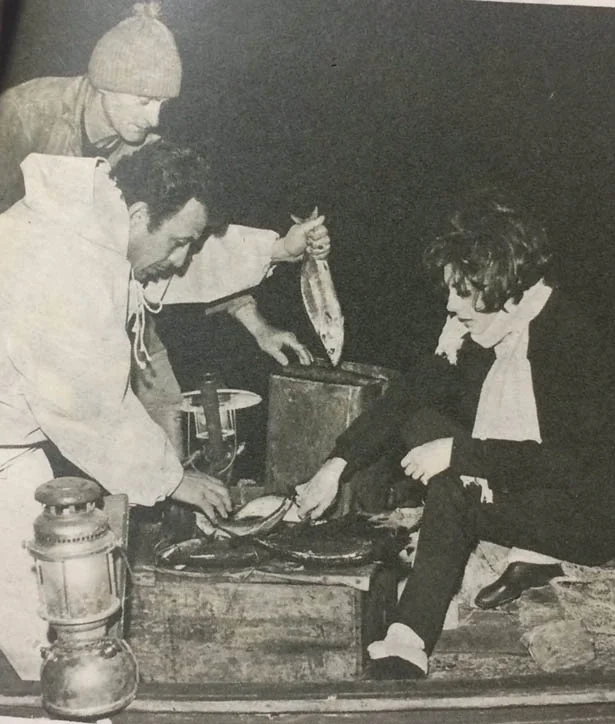 Türk sinemasının efsane isimlerinin yer aldığı filmlerden, müzik dünyasında çekilen