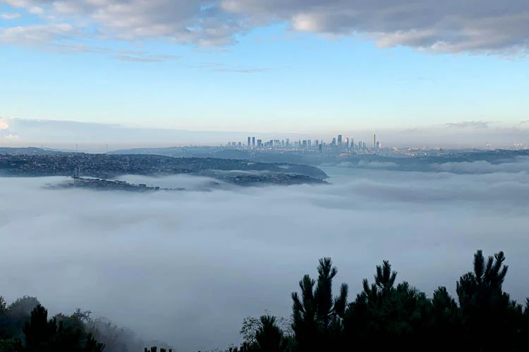 Beykoz'da sabah saatlerinde meydana gelen doğa olayı hayrete düşürdü, o