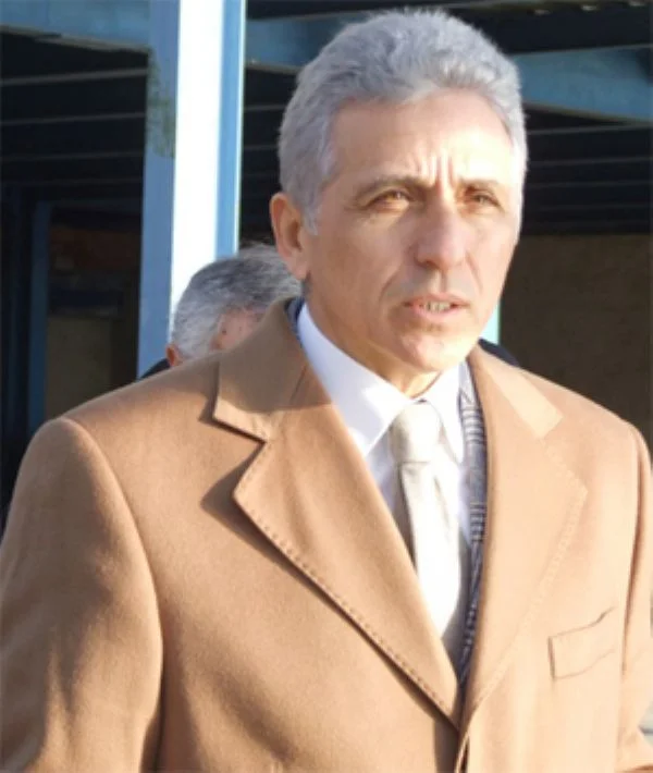 İbrahim Kelle Caddesi üzerinde bulunan ve mülkiyeti Gençlik Hizmetleri Spor