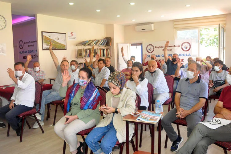 Beykoz Trabzonlular Derneği'nin 3. Olağan Genel Kurul Toplantısında Prof. Dr.