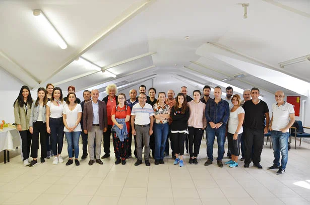 Sonbaharın gelmesiyle birlikte Beykozlu Doğu Karadenizliler Derneği'nde, horon kursları yeniden