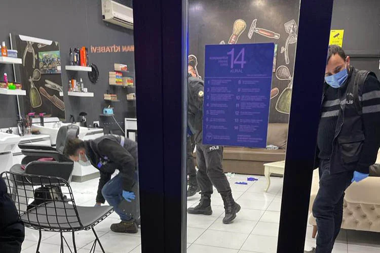 Beykoz Kavacık'ta esnaf silahlı saldırıya uğradı 1 beykozvurdb2 ZWZWzNR0Y7