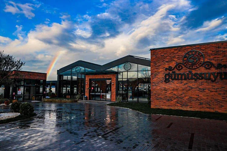 Beykoz Belediyesi'nin iştiraki Beytaş tarafından işletilen Gümüşsuyu Restoran'a da zam