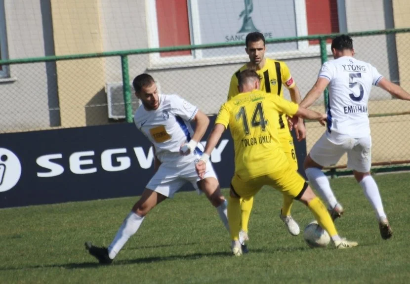 TFF 2.Lig Beyaz Grupta orta sıralara demir atan ve rahat