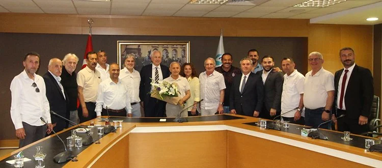Beykoz Amatör Spor Kulüpler Birliği, Belediye Başkanı Alaattin Köseler'e “hayırlı