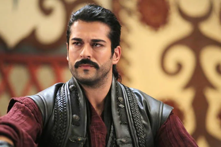 Kuruluş Osman dizisinin Beykoz'daki setinde çalışanlara küfürlü ifadeler kullandığı iddiasıyla