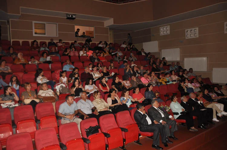 cagdas musiki der 6 2k8ZZOQCVQ