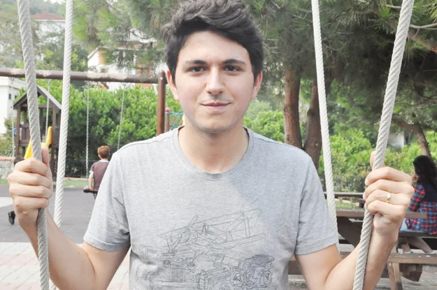 1994 yılında 98.2 frekansından Radyo olarak yayına başlayan Karadeniz TV,