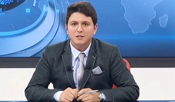 KRT'de program yapan Dost Beykoz Yayın Koordinatörü Çağlar Cilara Başbakan