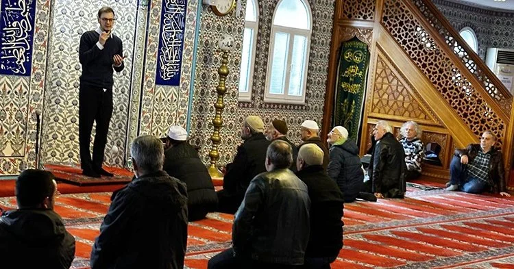 Beykoz Müftülüğü vatandaşları camilerde bilgilendiriyor 1 camaat 2 ONj E5guQj