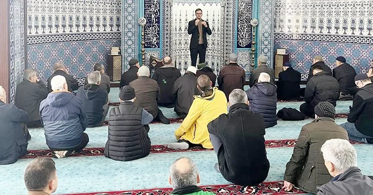 Beykoz Müftülüğü vatandaşları camilerde bilgilendiriyor 3 camaat 4 L31g7cTKqi