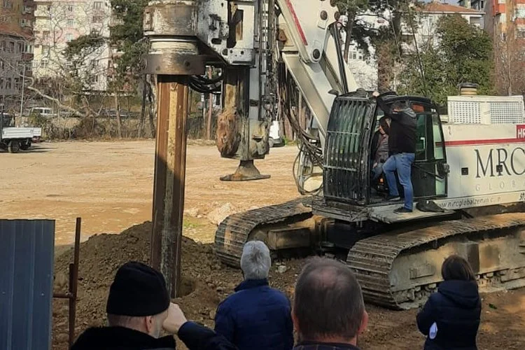Kavacık Hasan Yavuz Camii ismiyle yıllarca hizmet veren ve depreme