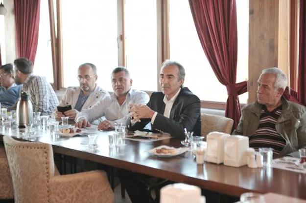 Beykoz Cam Sanatları ve Turizm Derneği yönetimi, Beykoz Kaymakamı Süleyman