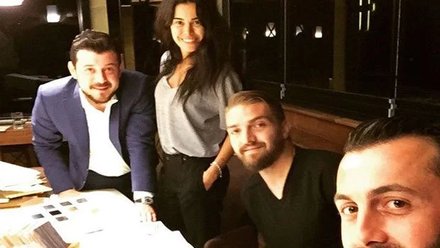 Fenerbahçe’nin yıldız futbolcusu Caner Erkin ve eşi Asena Erkin 2